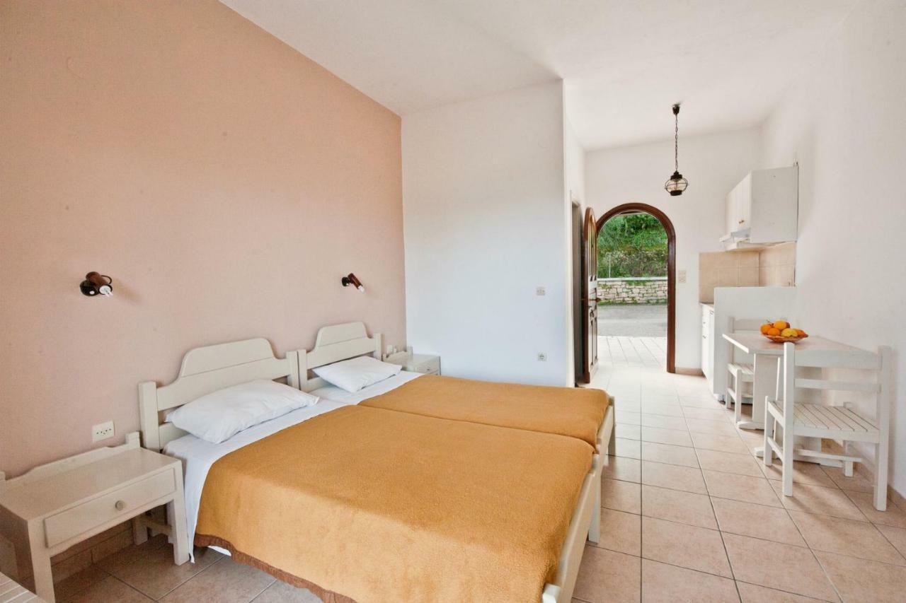 Mirabello Dassia (Corfu)